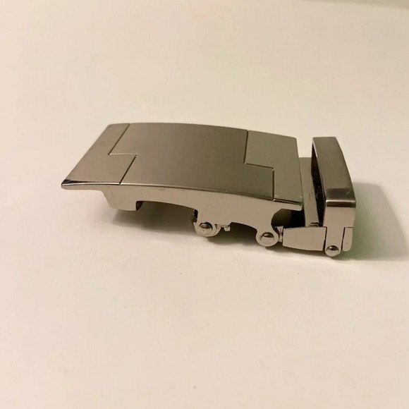 Metal Belt Buckle Silver Jigsaw Pattern 2.25 in x 1.5  in - Picture 6 of 11